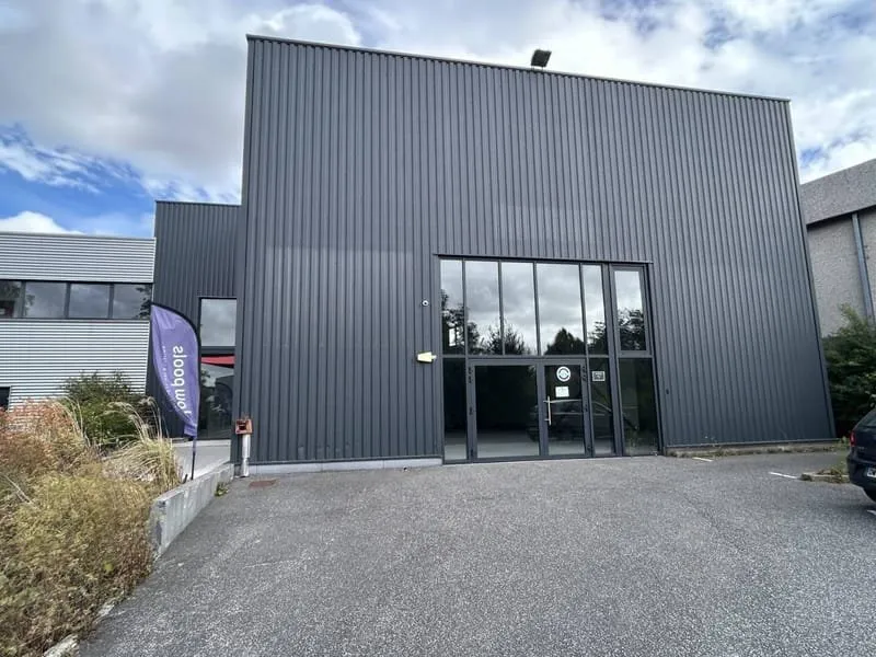 Photo 1
