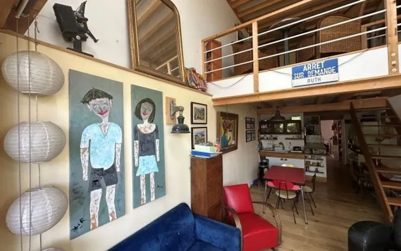 Photo 1