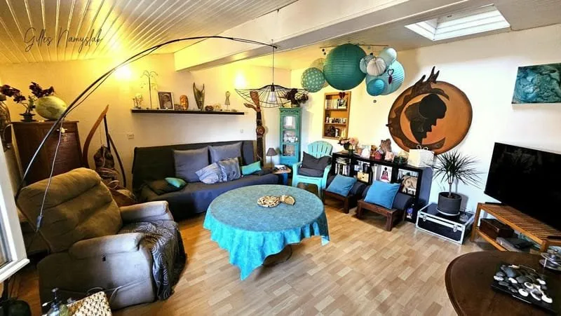 Photo 2