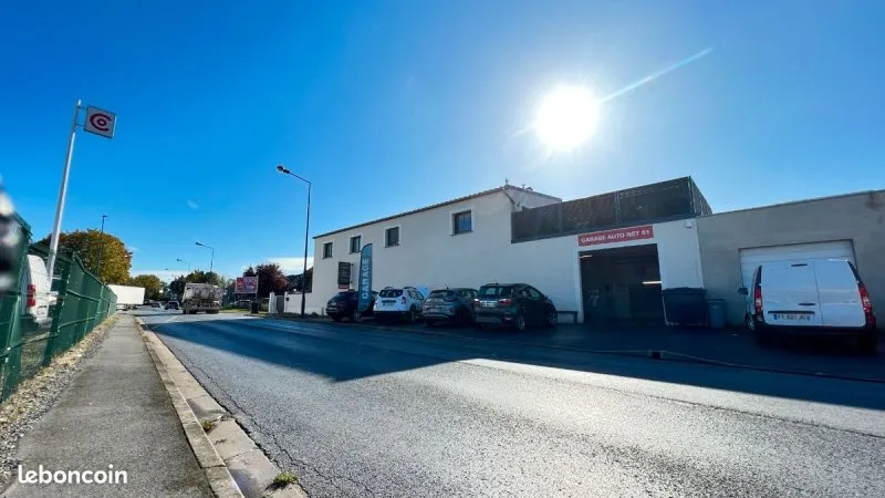 Photo 1