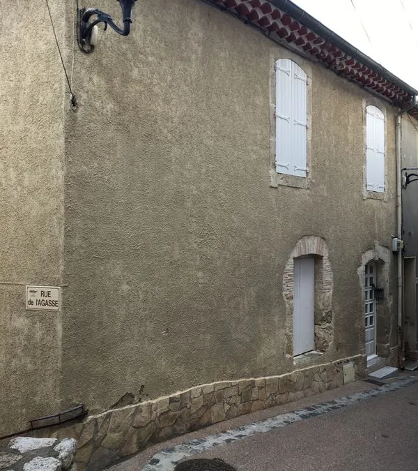 Photo 1