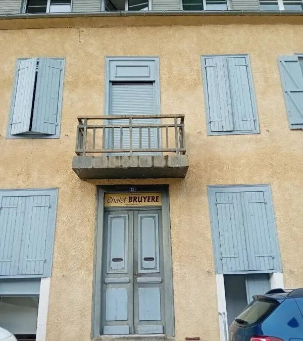 Photo 1