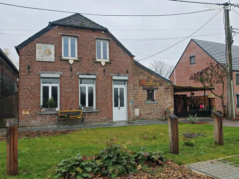 Photo 1