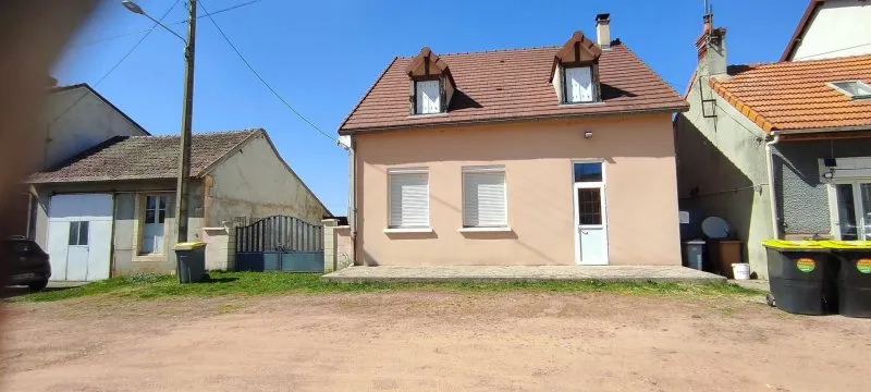 Photo 1