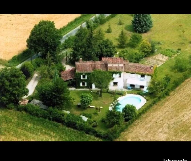 Photo 1