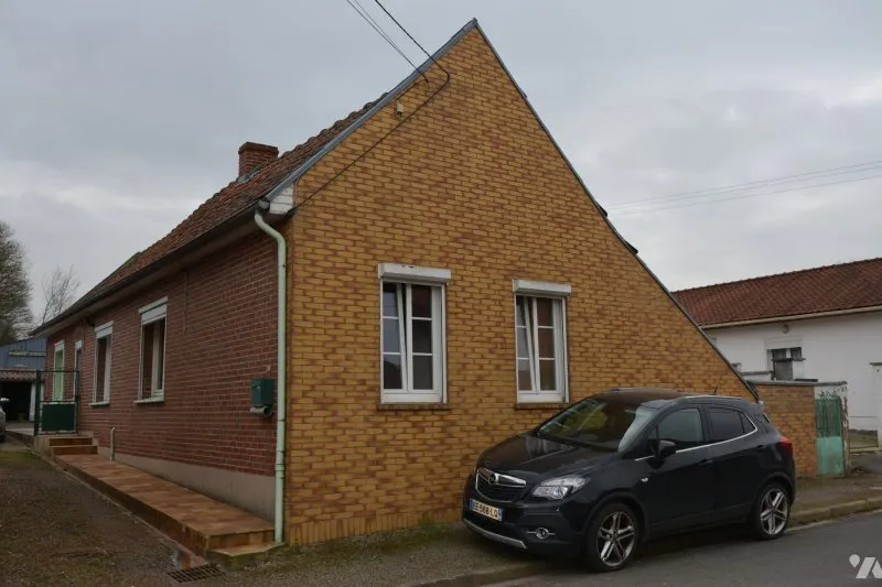 Photo 1