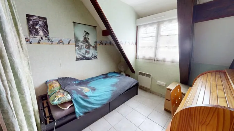 Photo 10
