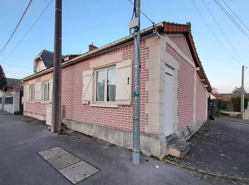 Photo 1
