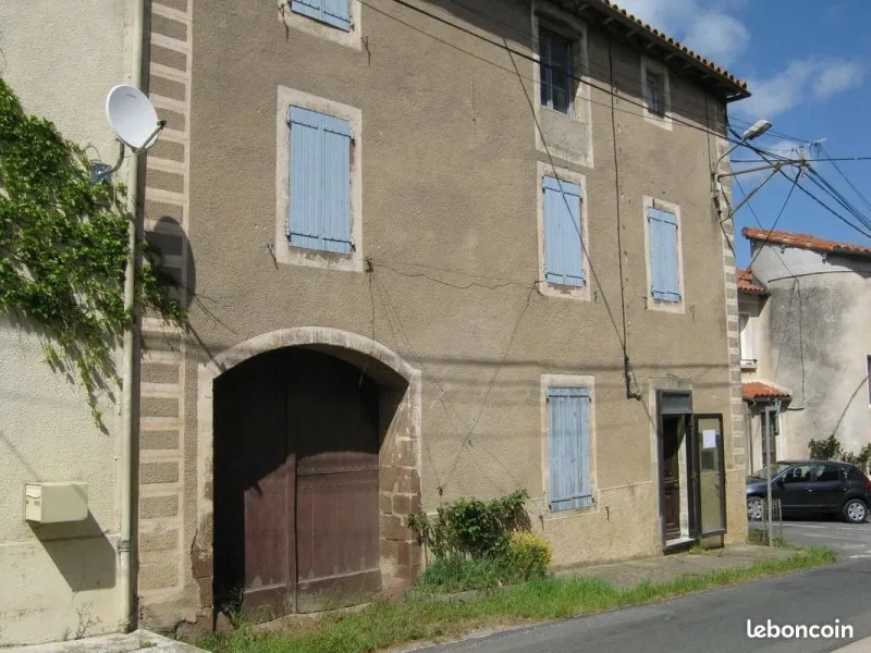 Photo 1