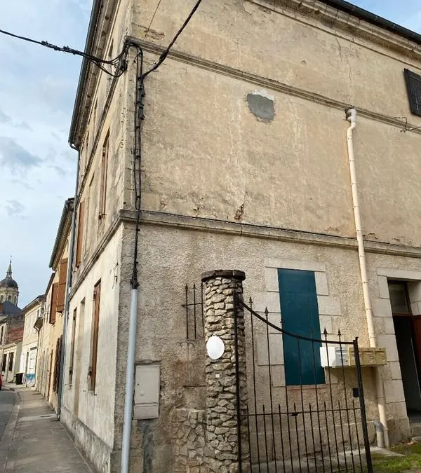 Photo 1