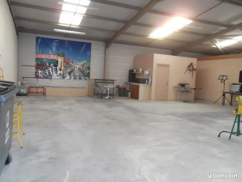 Photo 1