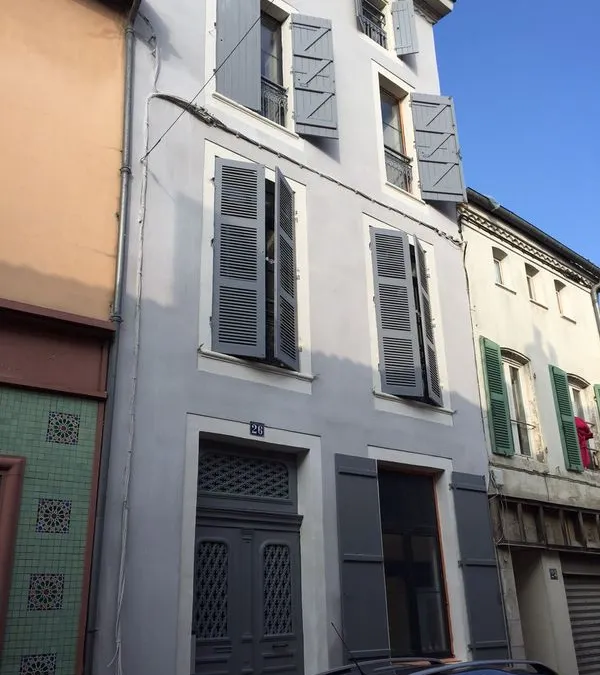 Photo 1
