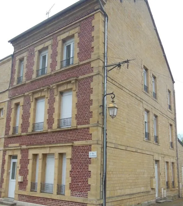 Photo 1