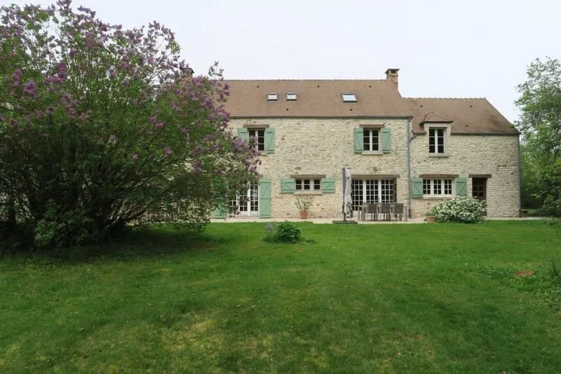 Photo 1