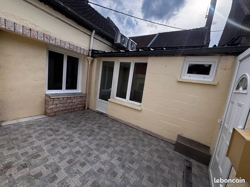 Photo 1