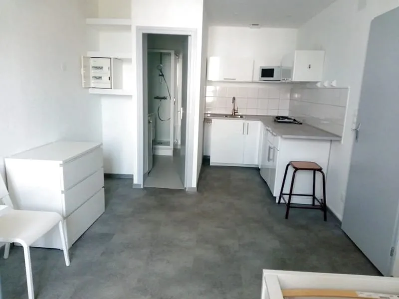 Photo 1