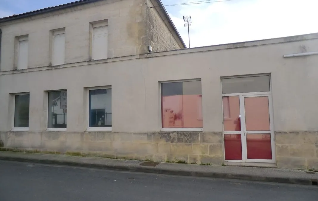 Photo 1
