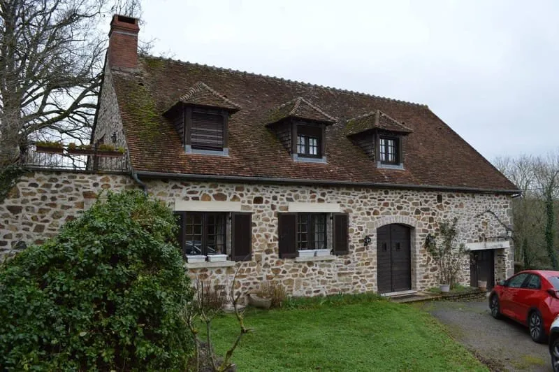 Photo 1