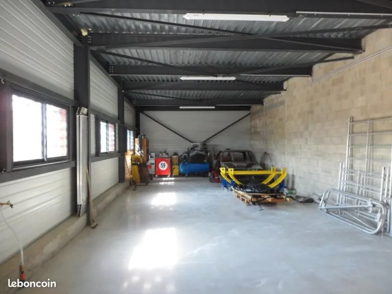 Photo 1