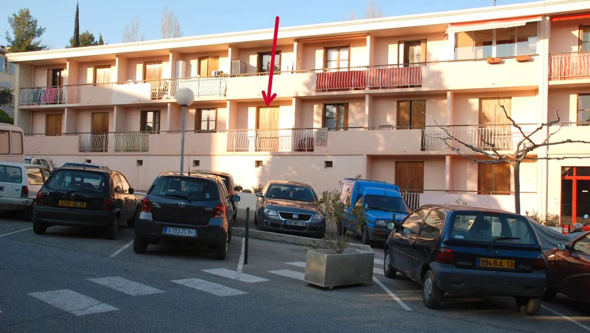 Photo 3