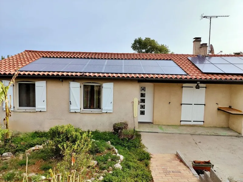Photo 1