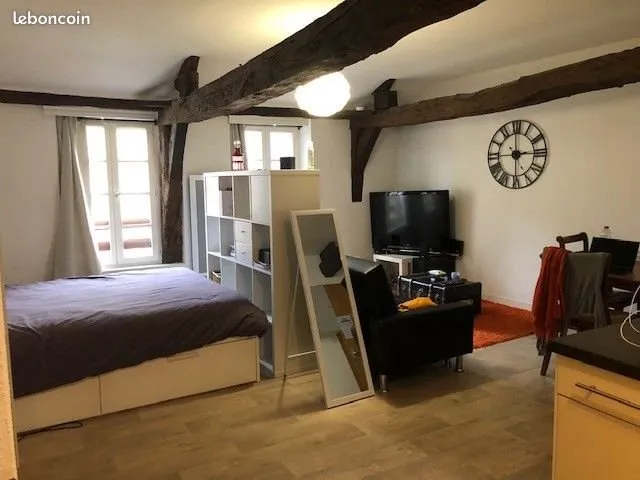 Photo 1