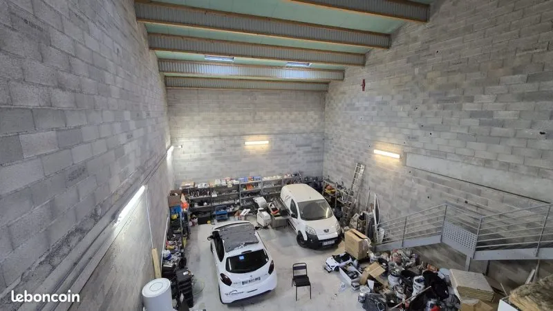 Photo 1