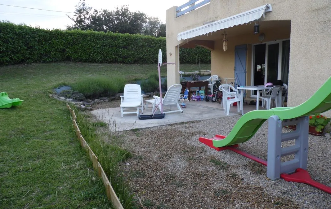Photo 1