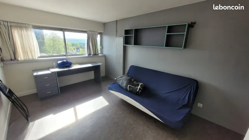 Photo 1
