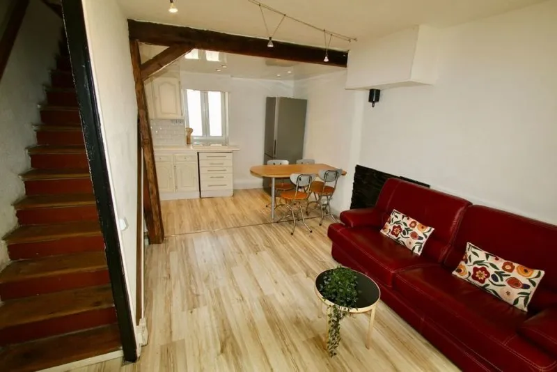 Photo 1