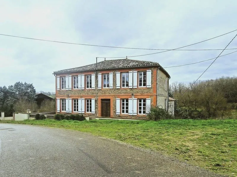 Photo 1