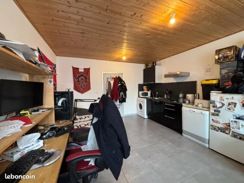 Photo 1