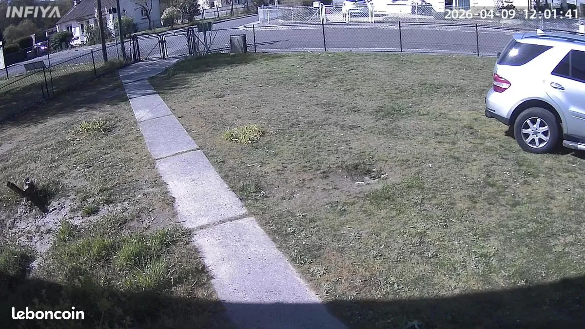 Photo 1
