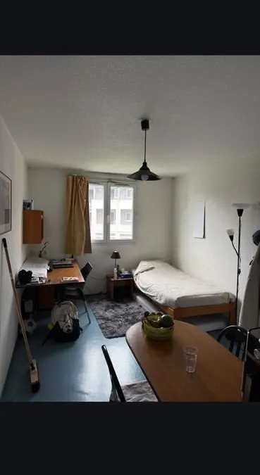 Photo 1