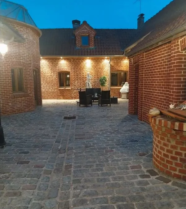 Photo 1