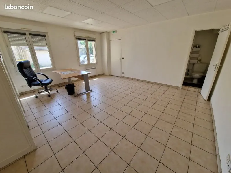 Photo 1