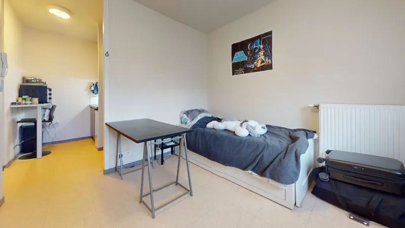 Photo 1