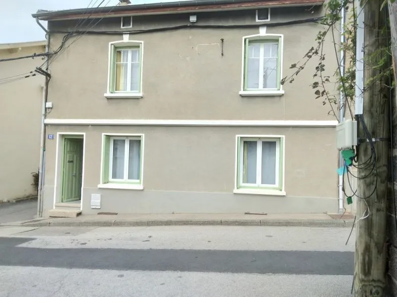 Photo 1
