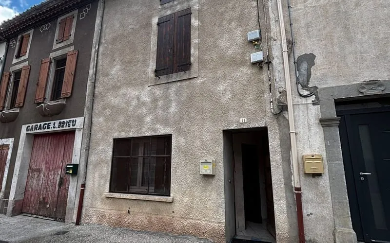 Photo 1