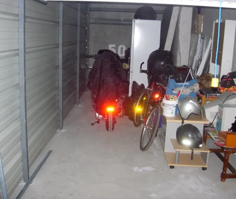 Photo 1