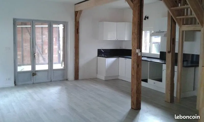 Photo 1