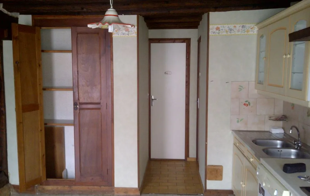 Photo 1