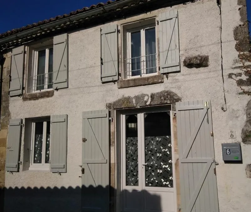 Photo 1