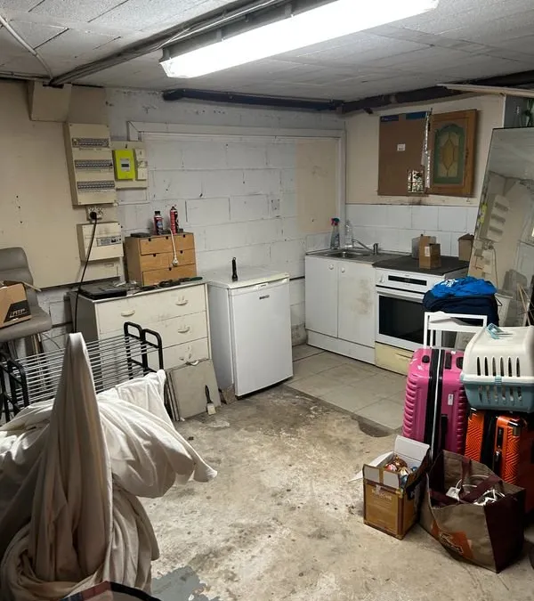 Photo 1