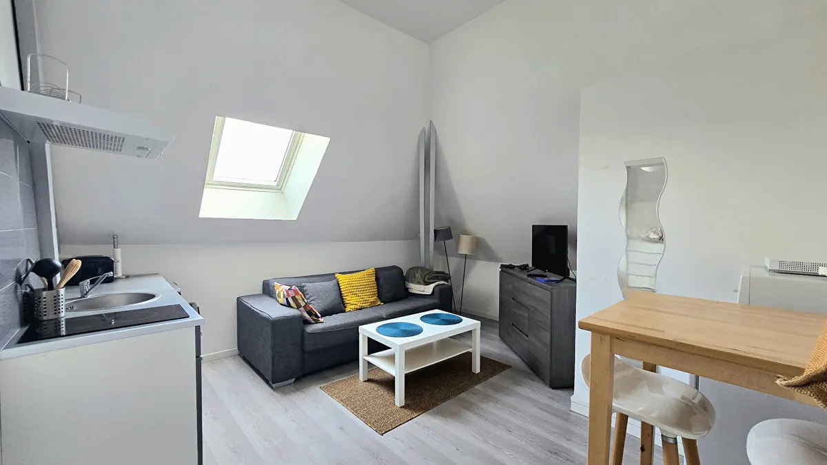 Photo 1