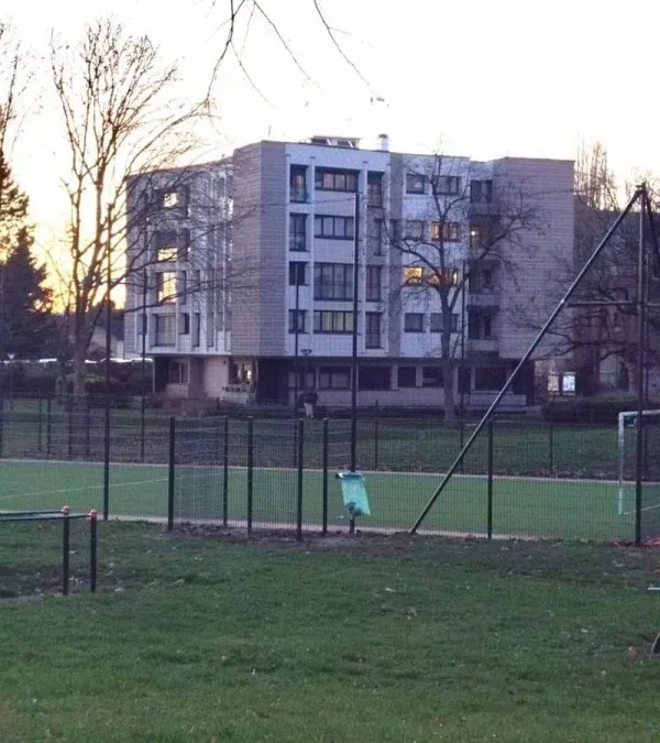 Photo 1