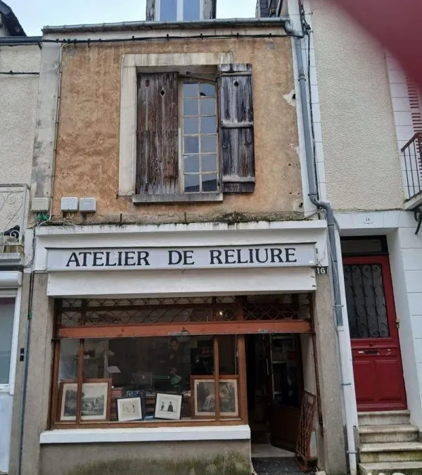 Photo 1