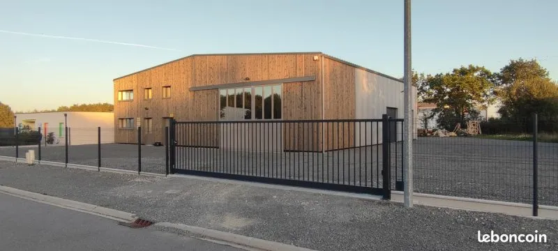 Photo 1