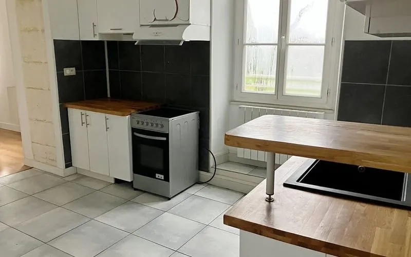 Photo 1