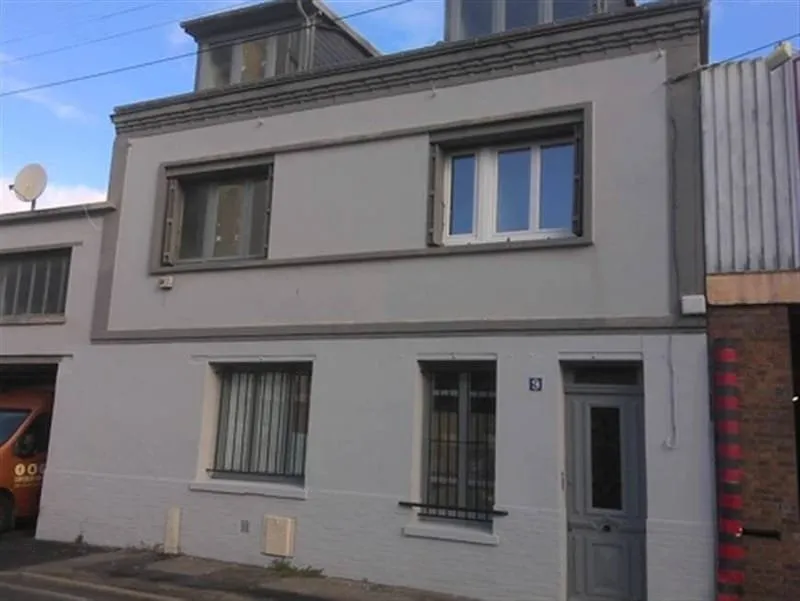 Photo 1